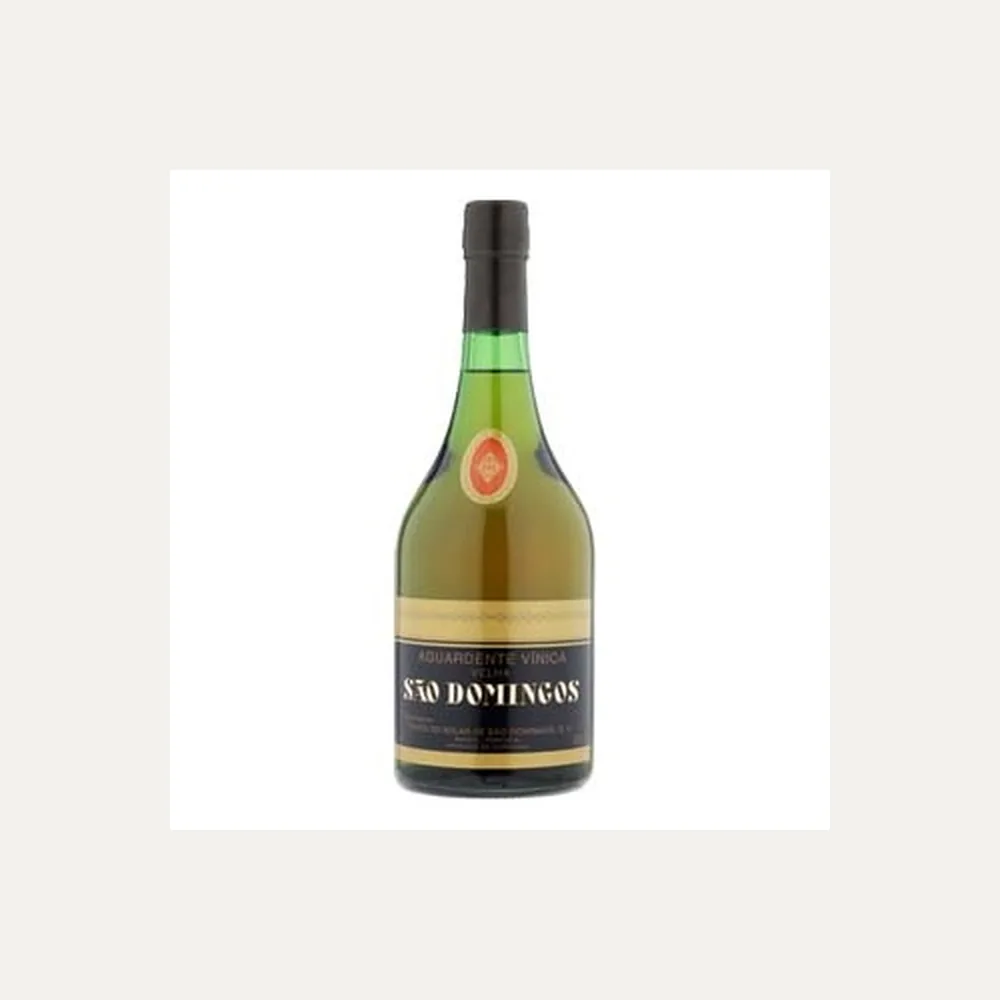 Aguardente Velha label